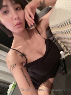 天然巨乳女神，号称第一美臀【渡辺万美】视图福利，一对车大灯又软又弹 截图5