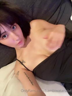 天然巨乳女神，号称第一美臀【渡辺万美】视图福利，一对车大灯又软又弹 截图12