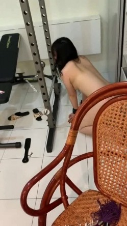 推特调教大神『Master』最新重度调教私拍 性虐+内射+多交+饲养众女奴 截图9