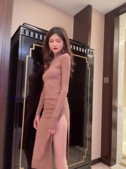 秀人视频 程程程 真空乳头凸点 无内B毛黑 洗澡湿身 截图15