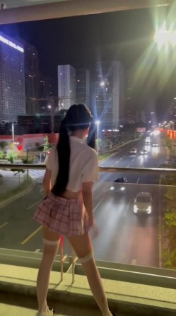 【年度最佳】颜值女神【晴宝】被多位金主包养泄密,第二弹 无论在哪里，什么时候做爱露出各式调教应有尽有 截图8