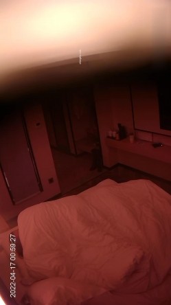 最新流出 360酒店摄像头偷拍香逼大奶萌妹观音坐莲 截图4