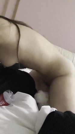 清纯大奶子，乐队美少女露脸性爱自拍，脸穴同框中出内射 截图12