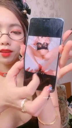 美乳蜜桃臀~无套约啪~白浆滚滚流~~！极品大胸，和男友啪啪无套内射，骚逼太给力~！ 截图7