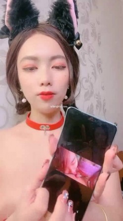 美乳蜜桃臀~无套约啪~白浆滚滚流~~！极品大胸，和男友啪啪无套内射，骚逼太给力~！ 截图13