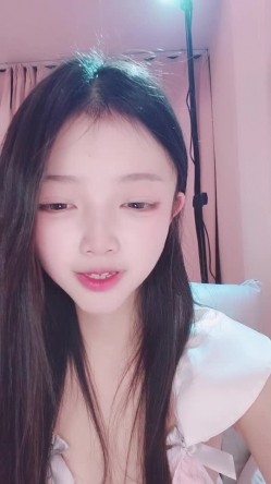 甜美校花【小奈美美】顶级裸舞~上帝视角~掰穴道具~爽 截图4
