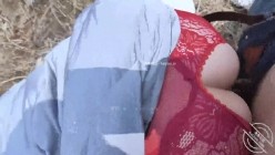 乱伦大神【爱玩求虐的婶婶】钻石贴，真实原创149户外丝袜诱惑和深喉鸡巴喜欢户外的婶婶火力全开 截图7