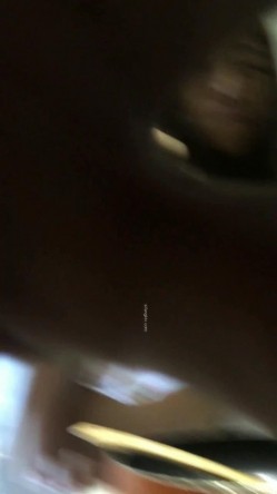 大学情侣性爱自拍 截图6