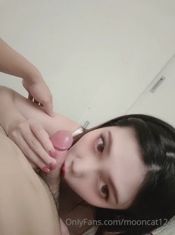 台湾天然美胸熟女人妻中出女王「Jixxielee」「骚猫儿」OF私拍 截图12