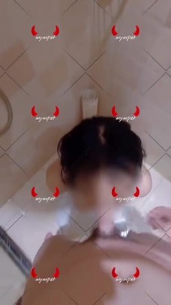 极品颜值女神【mympet】最新露出 啪啪福利，你眼中高高在上的女神在富人眼中只是一只母狗精盆！ 截图13