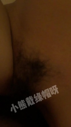 绿帽博主，【小熊戴绿帽呀】约大学生单男酒店爆肏气质女友，全程对白直接无套内射 截图8
