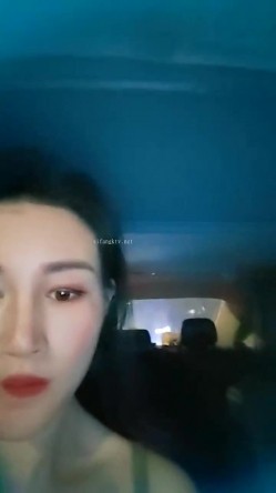 御姐女神！滴滴女司机~【微微落幕】网约车拉客生意不好粉丝扫码照顾生意 截图16