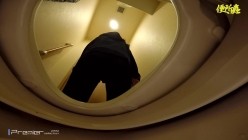 高级写字间女士坐厕坑内高清镜头TP多位美女白领小解性感白色内裤美女尿尿好黄上火了 截图9