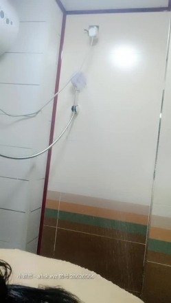 疫情之下，舞蹈培训班老师经济紧张，【舞蹈老师】专业人士就是不一样，裸舞一招一式尽是风情，风骚自慰淫水溢出粉穴 截图12