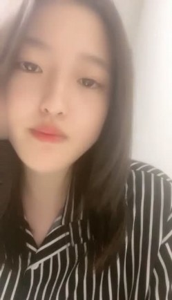 极品大奶美女，【大奶婉婉】，比碗还大的美乳，胸型一等一的好，跟男友无套内射，撸管必备佳品 截图1
