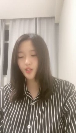 极品大奶美女，【大奶婉婉】，比碗还大的美乳，胸型一等一的好，跟男友无套内射，撸管必备佳品 截图2
