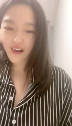极品大奶美女，【大奶婉婉】，比碗还大的美乳，胸型一等一的好，跟男友无套内射，撸管必备佳品 截图6