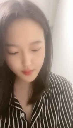 极品大奶美女，【大奶婉婉】，比碗还大的美乳，胸型一等一的好，跟男友无套内射，撸管必备佳品 截图9