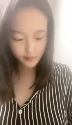 极品大奶美女，【大奶婉婉】，比碗还大的美乳，胸型一等一的好，跟男友无套内射，撸管必备佳品 截图14
