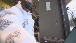 HMN-163 AV引退 初監督作品あおいれな AV人生最後の一発中出し 截图1