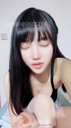️黑长直清秀学姐【少女学潮喷】跳蛋狂震 道具抽插潮喷 截图1