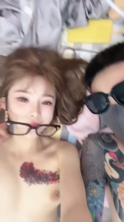 【07学生妹】顶级校花女神! 逆天美腿蜜桃臀 啪啪 撸爆蛋 截图11
