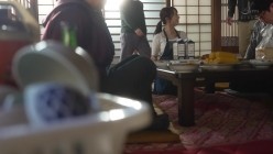 JUQ-761 愛する8人の息子たちと子育てSEXに溺れる、大家族‘近親相姦’性活 とある大家族の母茉莉奈さんの奮闘記―。 白石茉莉奈 截图13