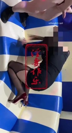 震撼流出，推特绿帽癖博主【淫妻作乐】私拍，找到相同癖好兄弟玩换妻游戏，大奶老婆送野男人肏无套开干 截图8