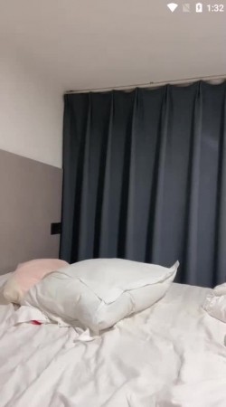大极品下海 极品校花【瑜露超会吃】丰胸粉穴 约啪大屌男 无套被干 自慰加操逼秀 截图2