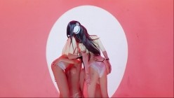 stripchat国产高颜女团【Luckygirl】女女揉奶亲吻裸舞,好身材大长腿，人靓奶圆 截图5