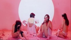 stripchat国产高颜女团【Luckygirl】女女揉奶亲吻裸舞,好身材大长腿，人靓奶圆 截图16