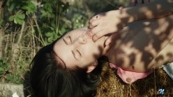 nubiles.21.12.02.viola.weber.natural.feelings.mp4 截图14