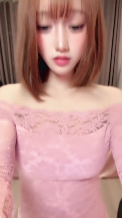 甜美短发校花女神【性感小兔】颜值高身材好尺度大的极品学生妹全裸热舞 一丝不挂雪白裸体和无毛粉穴让人血压飙升 截图10