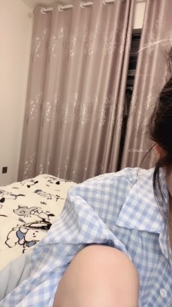 新人巨乳校花【小羊不太乖】好纯啊 初恋啊 超级大美乳跳蛋自慰 初恋的感觉 好爽 截图14