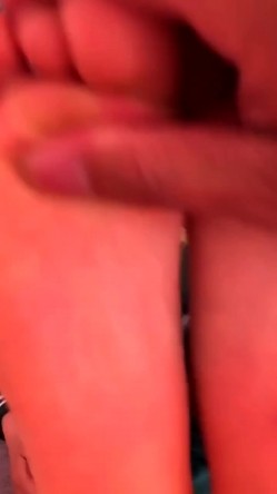 情侣自拍泄密流出~学妹女友~多汁多毛~骚浪无比~马上放假啦~约我和她狠狠干一炮~来不及脱衣服裤子，扒开一般狠狠就啪啪啪！ 截图12
