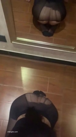 又美又骚活儿又好，极品骚浪贱小母狗各种性爱，跳跳糖口活口爆啪啪，得此女性福一生 截图3