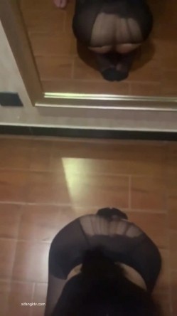 又美又骚活儿又好，极品骚浪贱小母狗各种性爱，跳跳糖口活口爆啪啪，得此女性福一生 截图4