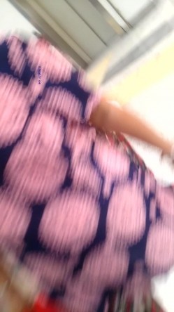 大师系列 商场地铁贴身CD 居然还有妹子无内上街 截图3