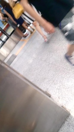 大师系列 商场地铁贴身CD 居然还有妹子无内上街 截图11