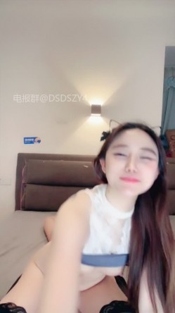 ️七彩主播【安小然】丝袜小姨子勾引姐夫口交骑乘啪啪 截图12
