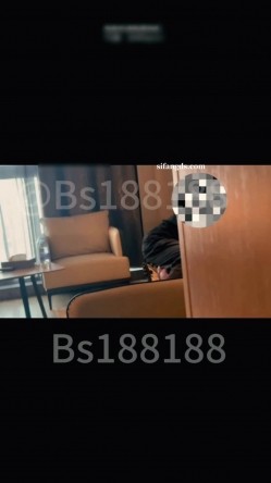 极品绿帽淫妻【仙人掌BS188】399付费，单男操3P露出车震，主打一个刺激 截图15