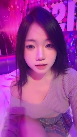 校花全新视角 SM被当狗玩【猫猫在校】捆绑！狂操~翻白眼 截图2