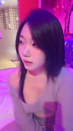 校花全新视角 SM被当狗玩【猫猫在校】捆绑！狂操~翻白眼 截图4