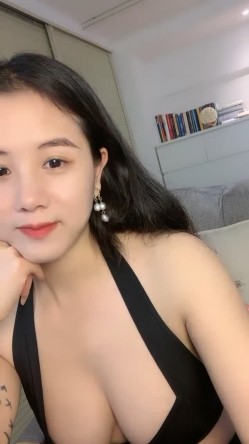 御姐下海！超级漂亮~【魔鬼baby】，风韵动人，双目含情，喜欢这一款的不要错过，身材也是极品 截图10