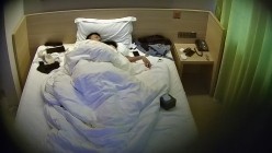酒店偷拍  非常清纯邻家的美女 极品身材 肤白貌美 胸大屁股翘 谁拥有真是撞了大运了 截图16