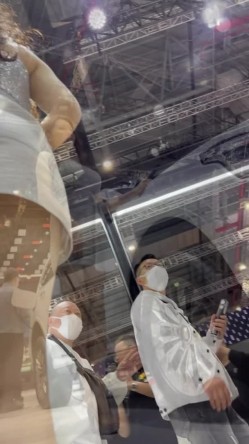 [超级裙底]最新2023上海车展各色美女模特 总有一款你喜欢 截图6