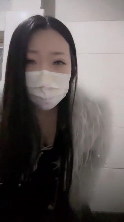 户外日常~【黛西老师】网吧大胆自慰~道具震逼~按摩 吃鸡 啪啪秀 截图2