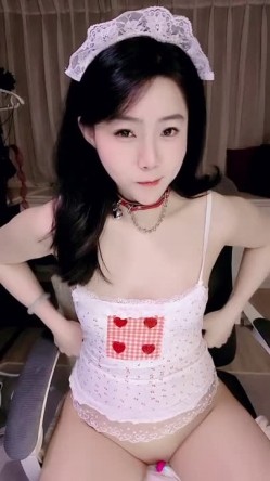 校花兼职【猫猫】超高颜值 完美身材 长腿大屁股 捆绑乳夹 自慰双插 狂喷1米高 截图7