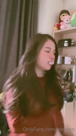明星颜值，极品巨乳肥臀女神【jeenzen】，被金主包养，日常各种性爱，全程无尿点 截图1