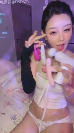 顶级颜值女神【那津】男友鸡巴太小放不进去 只能找别的小哥哥 疯狂抽查 猛猛内射骚逼 怎么可以骚成这样女人 截图5